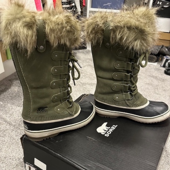 Sorel Boots -Joan of Arctic - Picture 2 of 5